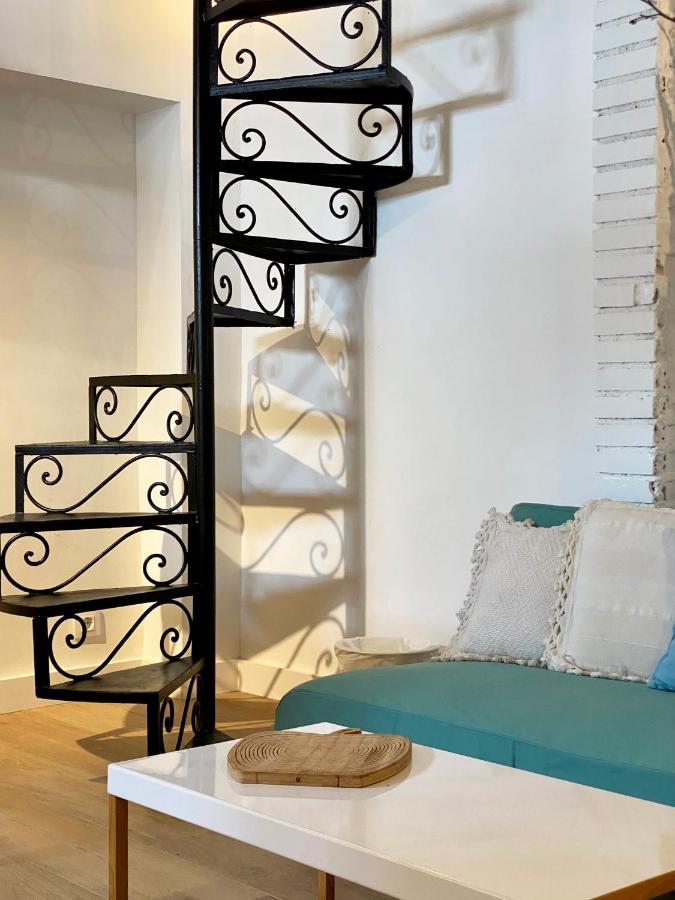 דירות מדריד Charming Gran Via Attic מראה חיצוני תמונה